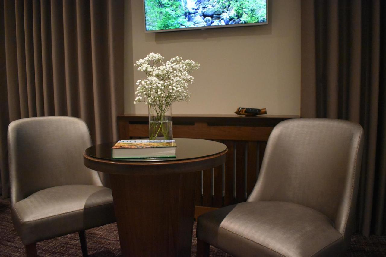 The Birches Killarney Hotel ภายนอก รูปภาพ